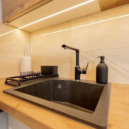 Apartamento R-16 *
