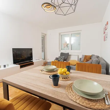 Apartamento R-16