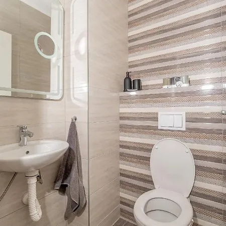 R-16 Apartamento *